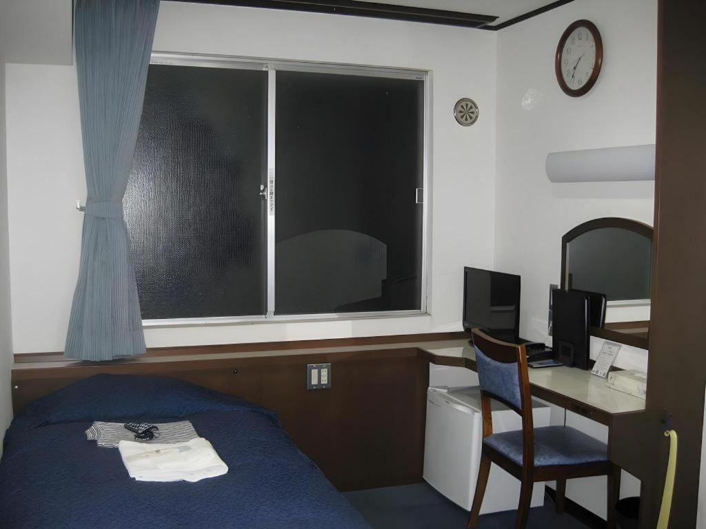 Tokyo Business Hotel Dış mekan fotoğraf