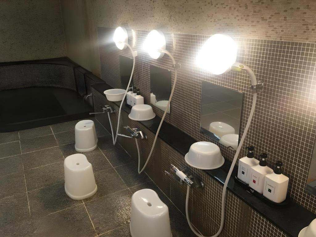 Tokyo Business Hotel Dış mekan fotoğraf